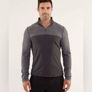Lululemon Sprint  1/4 Zip pullover 
Soot / Heathered Soot